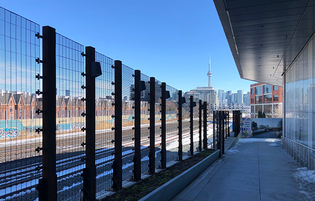Omega MAX high security fence system at King High Line, Toronto