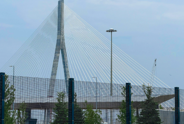 Omega MAX high security fence installed at the Gordie Howe International Bridge.