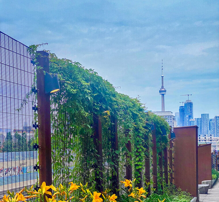 Omega MAX high security fence at King High Line, Toronto.