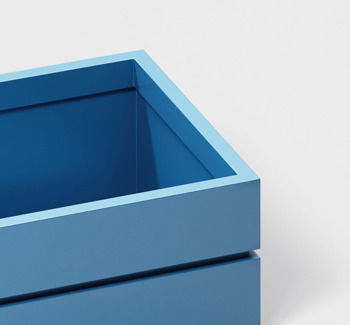 Green Theory 5052 marine-grade aluminum metal planter.